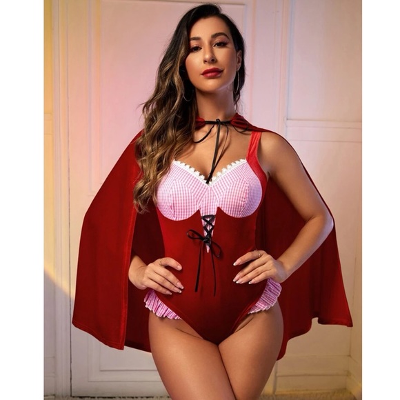 Sexy Adult Little Red Riding Hood Costume 🧺 - Picture 1 of 5